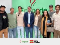 Praia do Moçambique será oficializada como Reserva Nacional de Surf