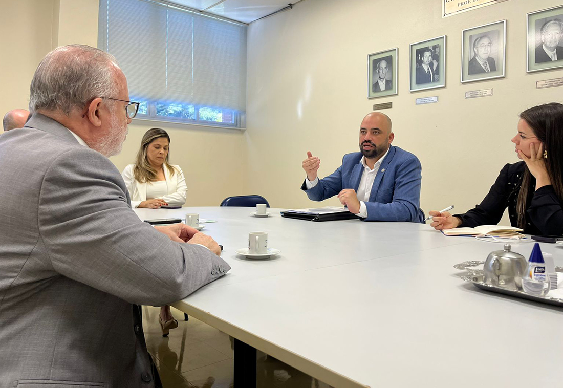 Governo autoriza contratação de médicos pediatras para atendimento no Hospital Universitário de Florianópolis