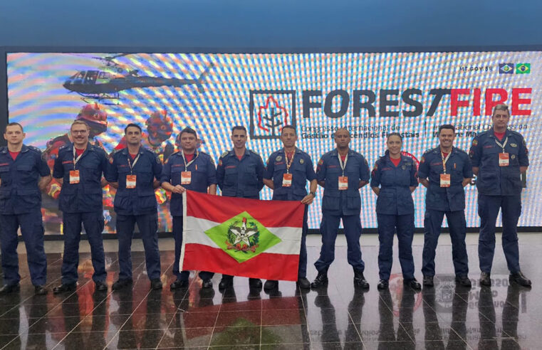 Comitiva do CBMSC participa de Congresso Internacional sobre Gestão de Incêndios Florestais no Mato Grosso