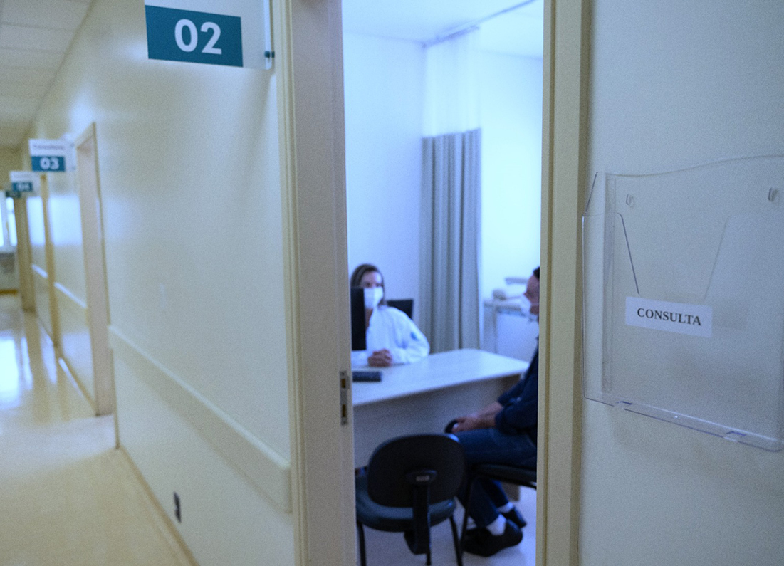 Saúde SC lança processo seletivo para médicos e fonoaudiólogo em hospitais da Grande Florianópolis